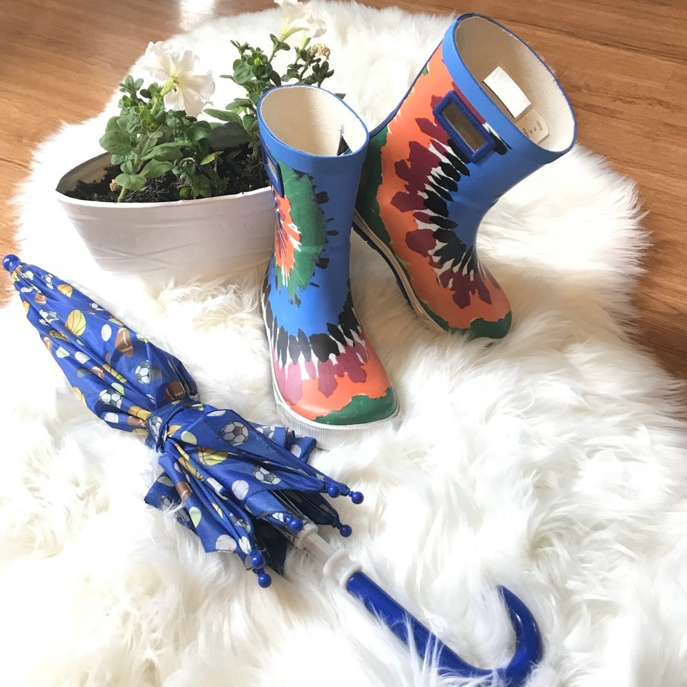 Lands’ end tie dye rainbow rain boots